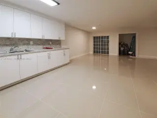 Propiedad en alquiler con 3 habitaciones y 2 baños en Miami