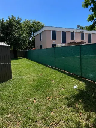 Propiedad en alquiler con 3 habitaciones y 2.5 baños en Miami