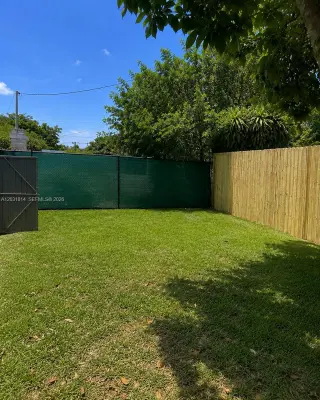 Propiedad en alquiler con 3 habitaciones y 2.5 baños en Miami