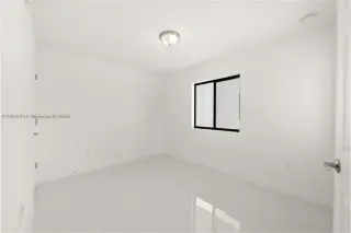 Propiedad en alquiler con 3 habitaciones y 2.5 baños en Miami