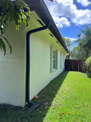 Propiedad en alquiler con 3 habitaciones y 2.5 baños en Miami