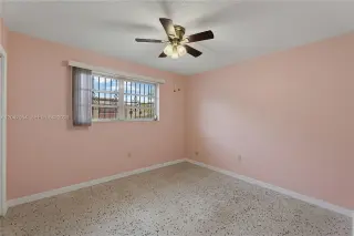 Propiedad en alquiler con 3 habitaciones y 2 baños en Miami