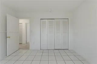 Propiedad en alquiler con 3 habitaciones y 2 baños en Miami