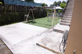 Propiedad en alquiler con 3 habitaciones y 2 baños en Miami