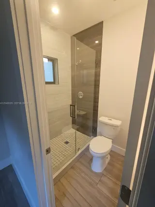 Propiedad en alquiler con 3 habitaciones y 2 baños en Miami