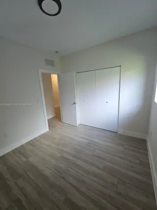 Propiedad en alquiler con 3 habitaciones y 2 baños en Miami