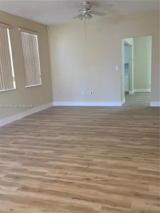 Propiedad en alquiler con 3 habitaciones y 2 baños en Miami
