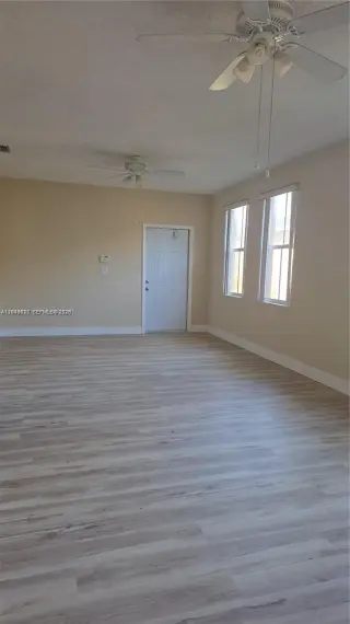 Propiedad en alquiler con 3 habitaciones y 2 baños en Miami