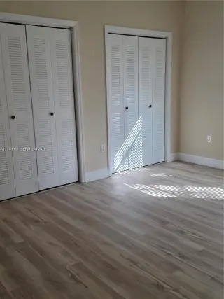 Propiedad en alquiler con 3 habitaciones y 2 baños en Miami