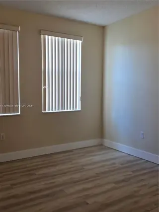 Propiedad en alquiler con 3 habitaciones y 2 baños en Miami