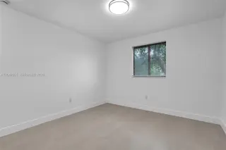 Propiedad en alquiler con 3 habitaciones y 2 baños en Miami