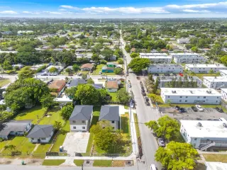 Propiedad en alquiler con 3 habitaciones y 2 baños en Miami