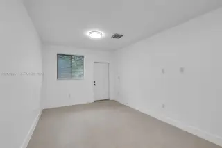 Propiedad en alquiler con 3 habitaciones y 2 baños en Miami