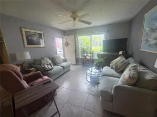 Propiedad en alquiler con 2 dormitorios y 2 baños en New Port Richey