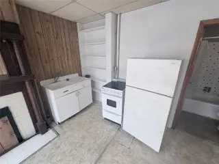 Propiedad en alquiler con 0 habitaciones y 1 baño en Steubenville