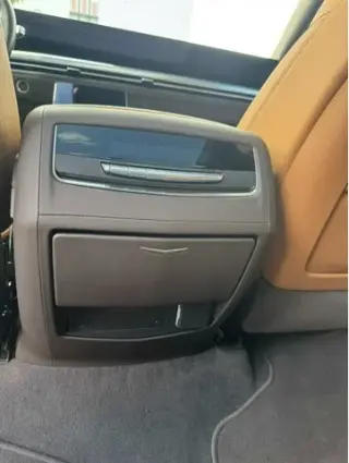 CADILLAC ESCALADE PREMIUM LUX