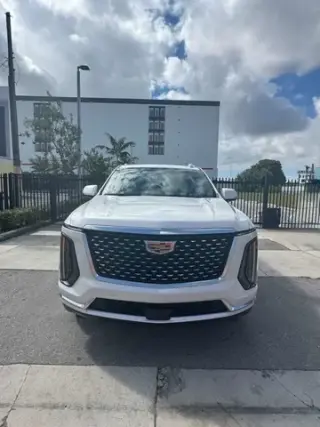 CADILLAC ESCALADE PREMIUM LUX