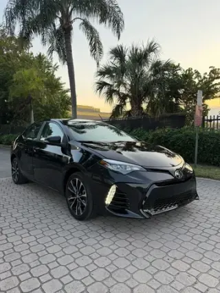 🚘*Toyota Corolla SE 2018*