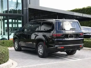 Jeep Wagoneer 2023
