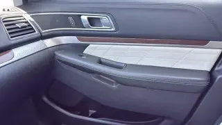Ford Explorer 2018 AWD Platinum 4dr SUV