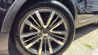 Ford Explorer 2018 AWD Platinum 4dr SUV