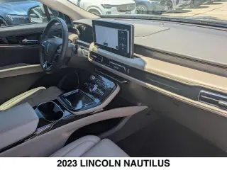 Lincoln Nautilus 2023 Reserve 4dr SUV