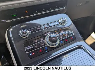 Lincoln Nautilus 2023 Reserve 4dr SUV
