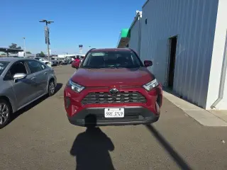 Toyota RAV4 2025 XLE 4dr SUV