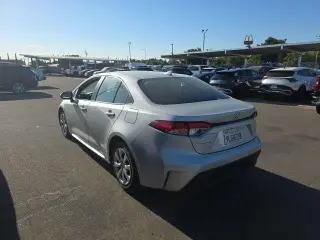 Toyota Corolla 2024 LE 4dr Sedan