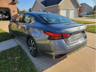 2021 Nissan Altima SR
