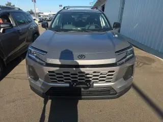Toyota RAV4 2026 XLE Premium 4dr SUV