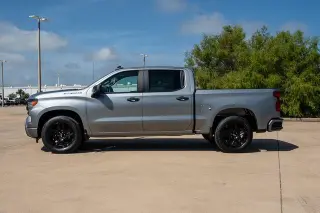 Chevrolet Silverado 1500 2023 4x2 Custom 4dr Crew Cab 5.8 ft. SB