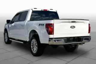 Ford F-150 2024 4x4 Lariat 4dr SuperCrew 5.5 ft. SB