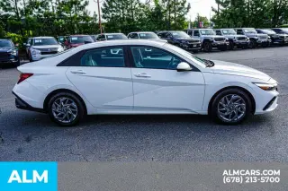 Hyundai ELANTRA 2024 SEL 4dr Sedan