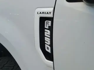 Ford F-250 Super Duty 2019 4x4 Lariat 4dr Crew Cab 8 ft. LB Pickup