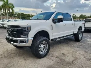 Ford F-250 Super Duty 2019 4x4 Lariat 4dr Crew Cab 8 ft. LB Pickup