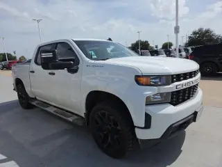 Chevrolet Silverado 1500 2019 4x4 Custom 4dr Crew Cab 5.8 ft. SB