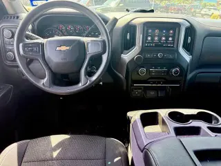 Chevrolet Silverado 1500 2019 4x4 Custom 4dr Crew Cab 5.8 ft. SB