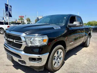 Ram 1500 2021 4x4 Big Horn 4dr Quad Cab 6.4 ft. SB Pickup