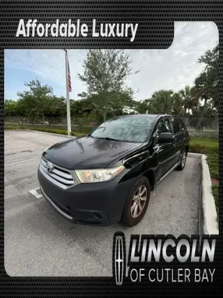 Toyota Highlander 2013 Base 4dr SUV (2.7L l4)