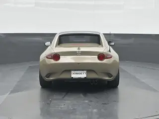 Mazda MX-5 Miata RF 2023 Grand Touring 2dr Convertible 6M