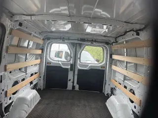 Ford Transit 2025 250 3dr SWB Low Roof Cargo Van