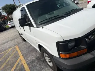 Chevrolet Express 2014 2500 3dr Cargo Van w/1WT