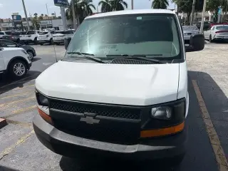Chevrolet Express 2014 2500 3dr Cargo Van w/1WT