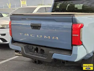Toyota Tacoma 2026 4x2 SR5 4dr Double Cab 6.1 ft LB