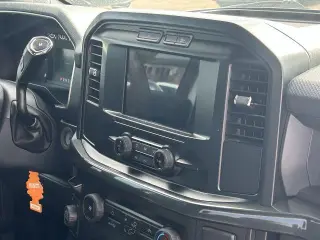 Ford F-150 2023 4x4 XL 4dr SuperCrew 6.5 ft. SB