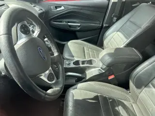 Ford Escape 2015 Titanium 4dr SUV