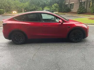 Tesla Model Y 2022 AWD Long Range 4dr Crossover