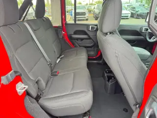 Jeep Wrangler 2023 4x4 Sahara 4dr SUV
