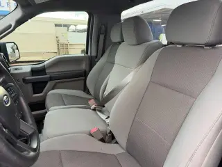 Ford F-150 2019 4x2 XL 2dr Regular Cab 6.5 ft. SB